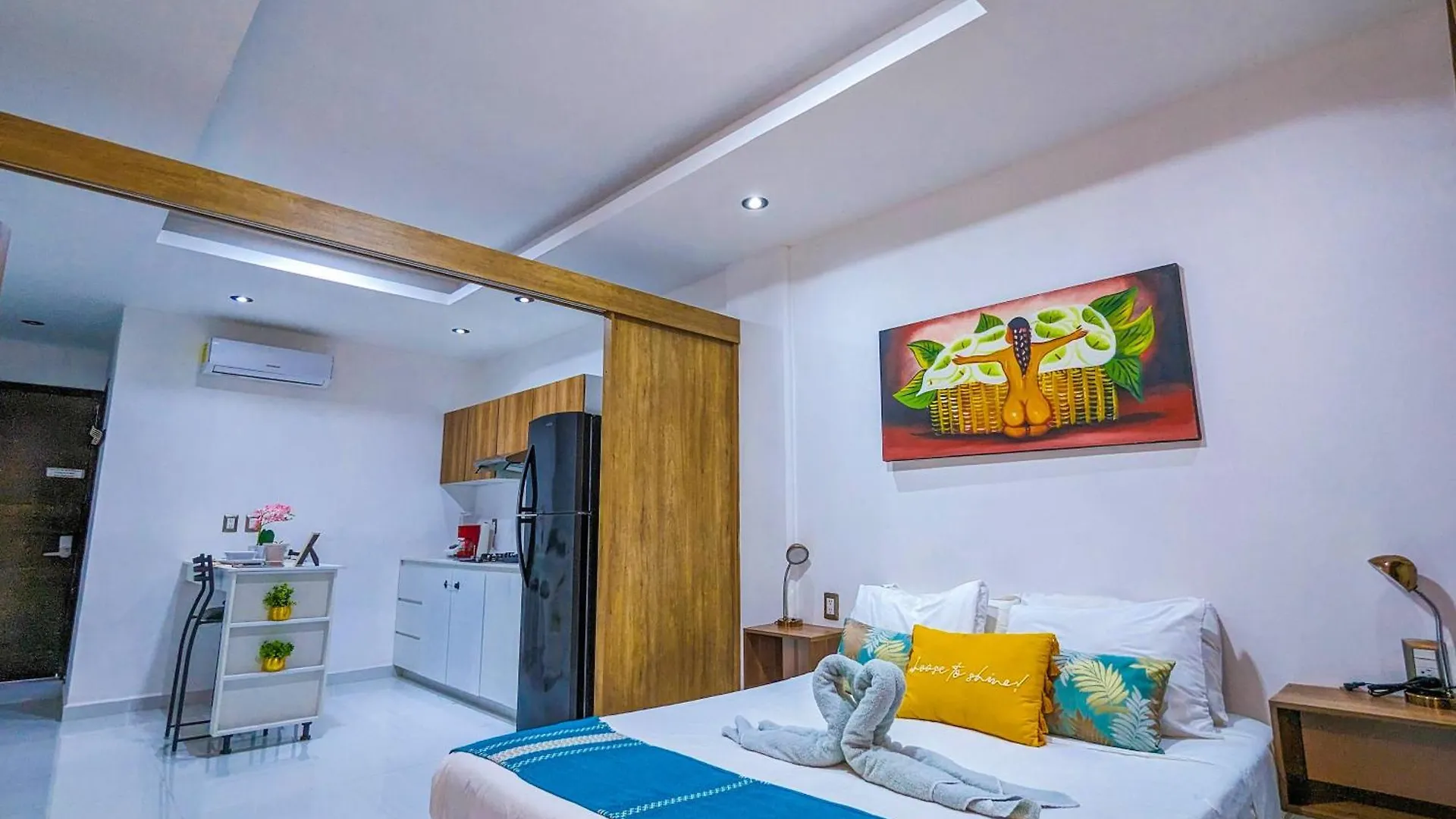 500M To Beach L Queen Beds Kitchen L Pool Patio Gym Bikes Ac 30203 Playa del Carmen 0*,  Mexiko